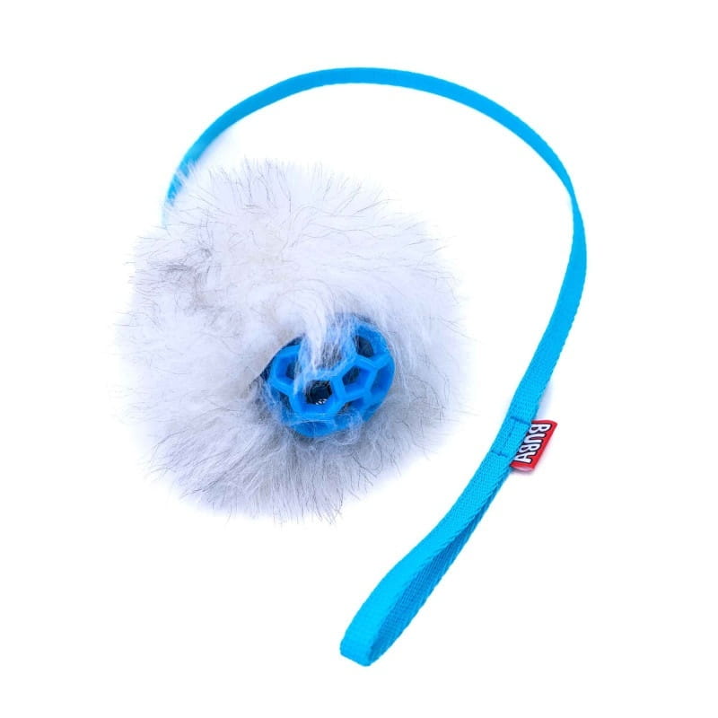 BUBA - naturalny szarpak z futra owcy z piłką i dzwoneczkiem - zabawka dla kota